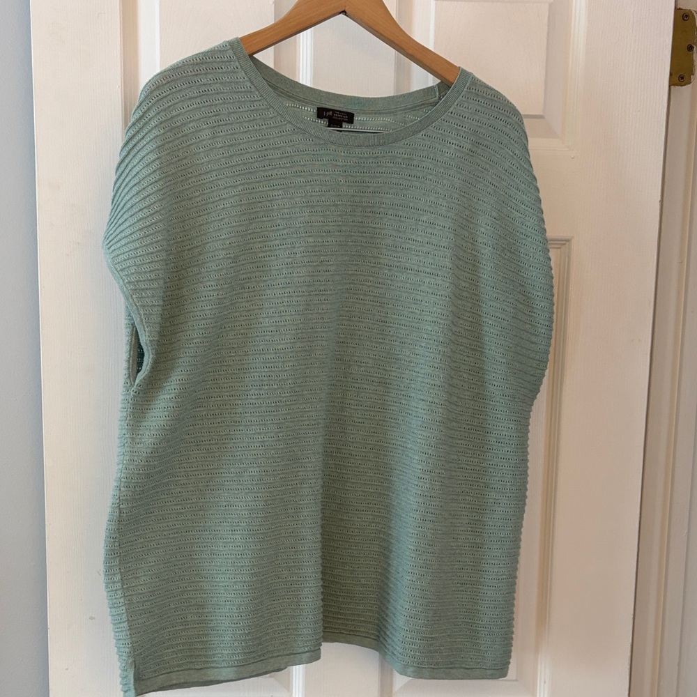 J. Jill Sage Green Women's Crew Neck Top